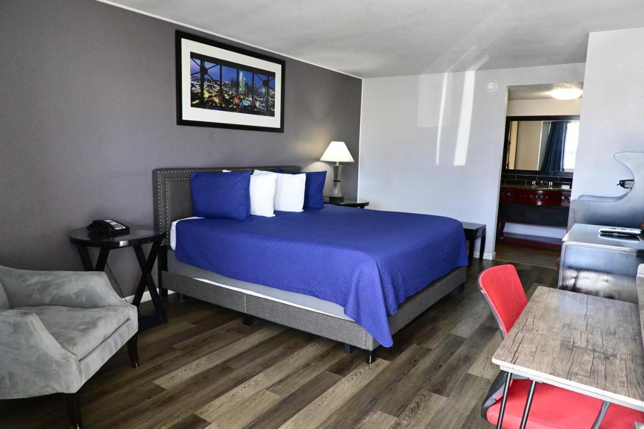 R Nite Star Inn And Suites -Home Of The Cowboys & Rangers Арлингтън Екстериор снимка