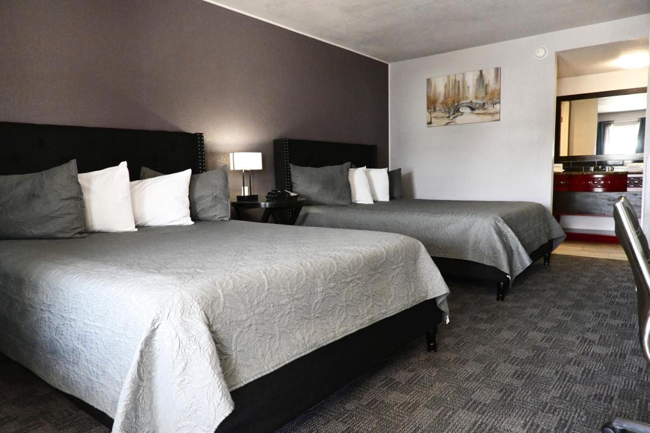 R Nite Star Inn And Suites -Home Of The Cowboys & Rangers Арлингтън Екстериор снимка