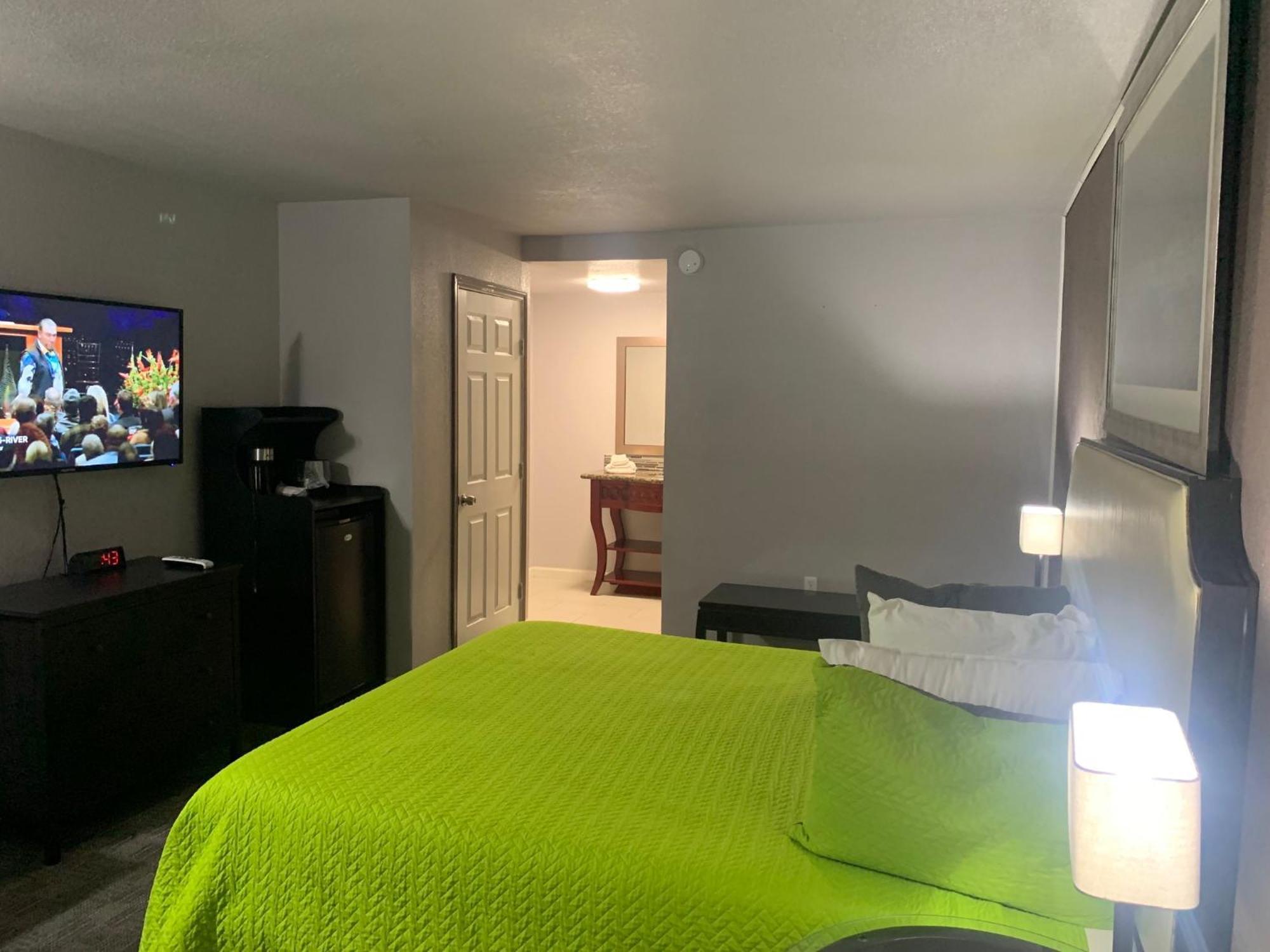 R Nite Star Inn And Suites -Home Of The Cowboys & Rangers Арлингтън Екстериор снимка